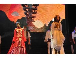 Çorum'da Türkçe Şölenini Yağmura Rağmen 30 Bin Kişi İzledi