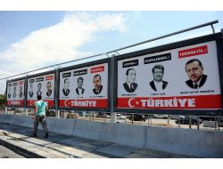 Başkent'te ‘erdoğan’ı Yedirmeyiz’ Afişleri