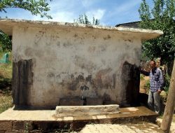 Hz. Adem’in Torunu Enüş Peygamber'in Kabrinin Hali İçler Acısı