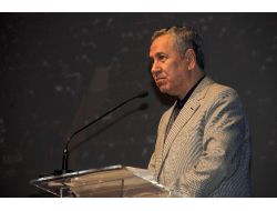 Bülent Arınç ‘hıtâmuhu Misk’ Programına Katıldı