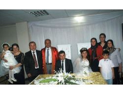 Başkan, Kızının Nikahını Kıyarken Duygulandı