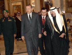 "ab Üyesi Olursanız Bize Sırtınızı Döner Misiniz?" Sorusuna Erdoğan'dan Cevap: Emrolunduğunuz Gibi Dosdoğru Olun