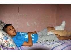 Köprüden Atılan Küçük Ferdi'ye Polis 2 Bin Robot Resim Gösterdi