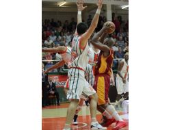 Banvit :71 - Galatasaray Medical Park: 72