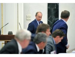 Putin’den Hükümete Ekonomik Uyarı