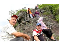 Karınca Kalesi'ne Zorlu Tırmanış