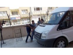 Reyhanlı Zanlısına Yardım Ve Yataklıkla Suçlanan 4 Kişinin Sorgusu Sürüyor