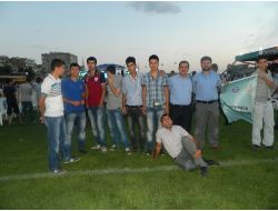 Derik Gençlik Merkezi, Lys'ye Hazırlanan Öğrencileri Kültür Şölenine Götürdü