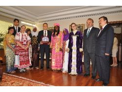 Rektörden Taylandlı Öğrenciye: Tayland’dan Hiç Öğrencimiz Yok