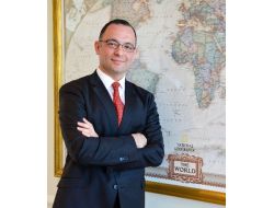 "Türkiye'deki Olaylar Devam Ederse, Ekonomi Olumsuz Etkilenir"