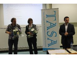 Prof. Dr. Annette De Groot: "İki Dillilik Başarıda Öncü Rol Oynuyor "