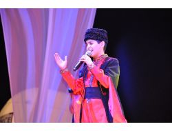 Türkçe Olimpiyatları Bingöllüleri Coşturdu