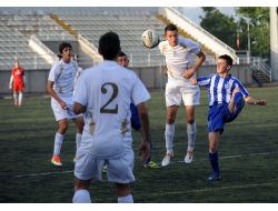 Balkan Gençleri Yeşil Sahada Kapışıyor