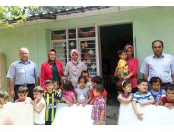 Minik Yüreklerden Kardeş Okula Malzeme Yardımı