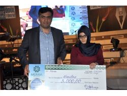 'En İyi Kardeşlik Hikayesi'ni Yazanlara Ödülleri Verildi