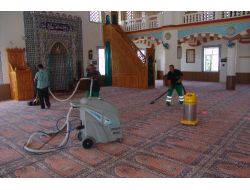 Adıyaman'da Cami Ve Taziye Evleri Temizleniyor