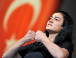 İşitme Engelli Öğrenciler, İşaret Diliyle Konser Verdi