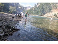 Oymapınar, Doğal Ortamda Ailece Piknik Yapmak İsteyenlerin Akınına Uğruyor