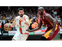 Galatasaray Medical Park’ı 86-85 Yenen Banvit, Seride Durumu 3-1’e Getirdi