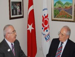 Bakan Gönül'den Kitvak'a Destek Çağrısı