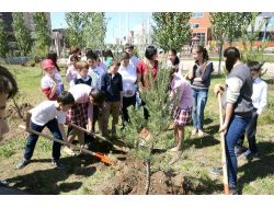Sağlam, Kazak-türk Liseleri'nin 20. Yılı Törenlerine Katıldı