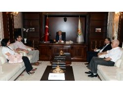 Şehit Aileleri Zihni Aldırmaz'ı Ziyaret Etti