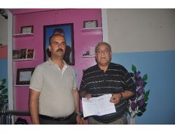 Reyhanlı'da Şehit Olan Oğulcan Tuna’nın Karnesini Babası Aldı