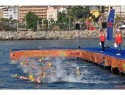 Türkiye’de İlk Kez Düzenlenen Etu 2013 Triatlon Şampiyonası Başladı