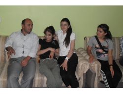 Engelli Kız Çocuğu İçin Yardım Topladılar