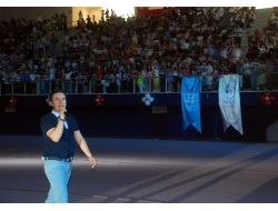 Karne Sevincini Mustafa Ceceli'yle Yaşadılar