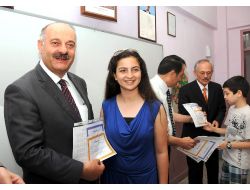 Denizli’de 181 Bin 611 Öğrenci Karne Aldı