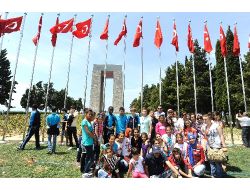 Çanakkale Şehitliği'nde Dünyaya Barış Mesajı Verdiler