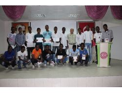 Türkçelerini Yeni Yeni Geliştiren 21 Somalili Öğrenciden Üçü Teşekkür Aldı