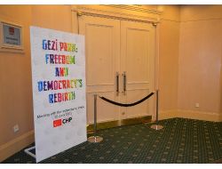 Yabancı Basınla Toplantısında Görüntü Yasağı