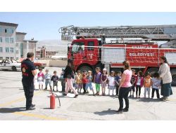 Minik Öğrencilere İtfaiye Eğitimi