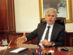 Vali Tepe: Ani Harabeleri'nde, 100 Seneye Restorasyon Bitmez