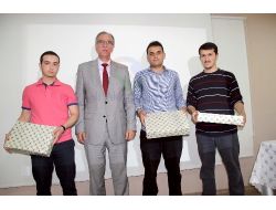 Kitap Okuma Yarışmasında Dereceye Girenler Ödüllerine Kavuştu