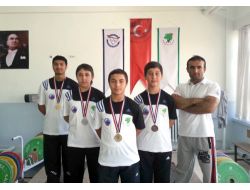 Geleceğin Haltercileri Mamak’ta Yetişiyor