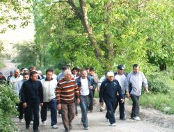 Belediye Personeli Sabah Yürüyüşüyle Moral Buldu