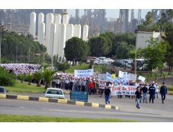 İsdemir'de İşçi Eylemi Devam Ediyor