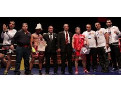 Kırgızistan'da "Tek Çare Spor" Sloganı İle Kick Boks Şöleni Yapıldı