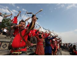 Okçular, İstanbul’da Barış Ve Hoşgörüyü Hedef Aldı