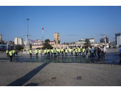 Taksim Meydanı Araç Ve Yaya Trafiğine Kapatıldı