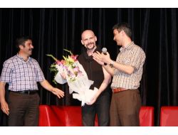 Zonguldak'ta Eğitimciler, 'Kelalaka' Gösterisiyle Moral Buldu