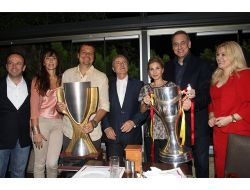 Galatasaray Medical Park'ta Şampiyonluk Sevinci Dernekte Kutlandı