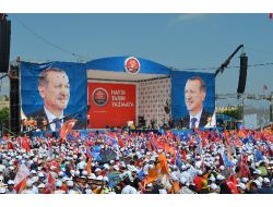 Yüzbinler Kazlıçeşmedeydi..