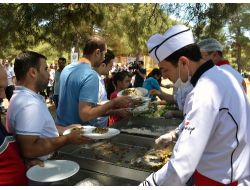 Piknikte Kardeşlik Mesajı