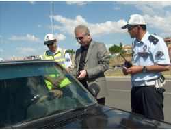 Gül, Kemer Takan Sürücülere Teşekkür Etti