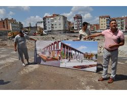 Karesi Gezi Parkı İçin Çadır Kurup İmza Kampanyası Başlattılar