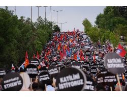 Ethem Sarısülük'ün Cenazesi Cemevinden Uğurlandı